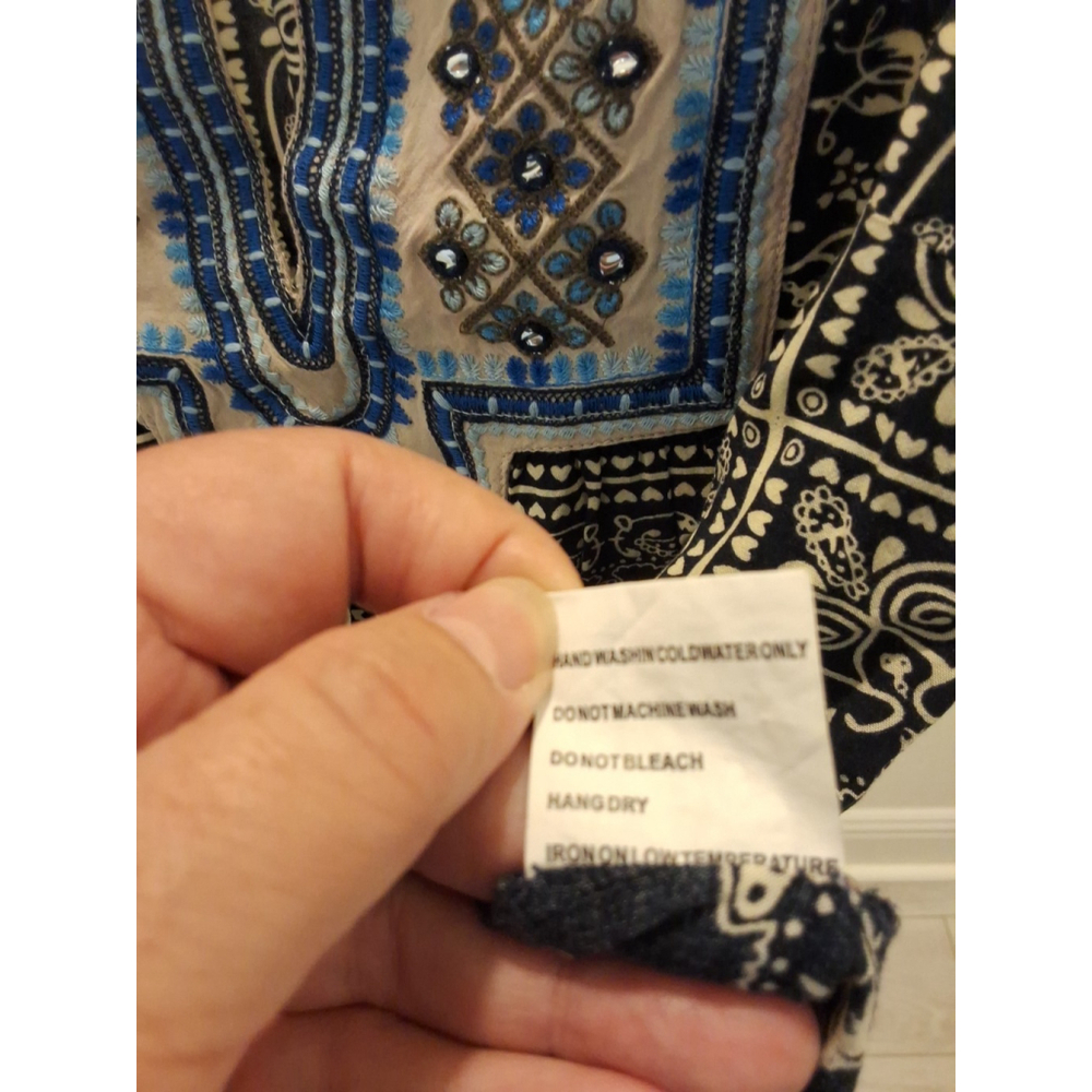 Laffaire Women's Sleeveless Embellished V-neck Boho Top size M - Picture 5 of 7